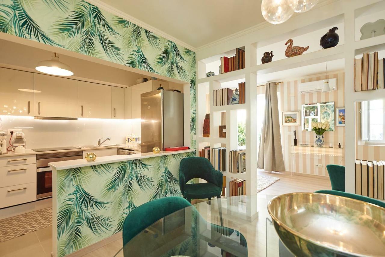 Апартаменты Luxurious Triplex Near The Beach In Эшторил Экстерьер фото